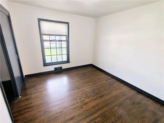 $315,900 | 7108 North Broadway, Gladstone, MO 64118