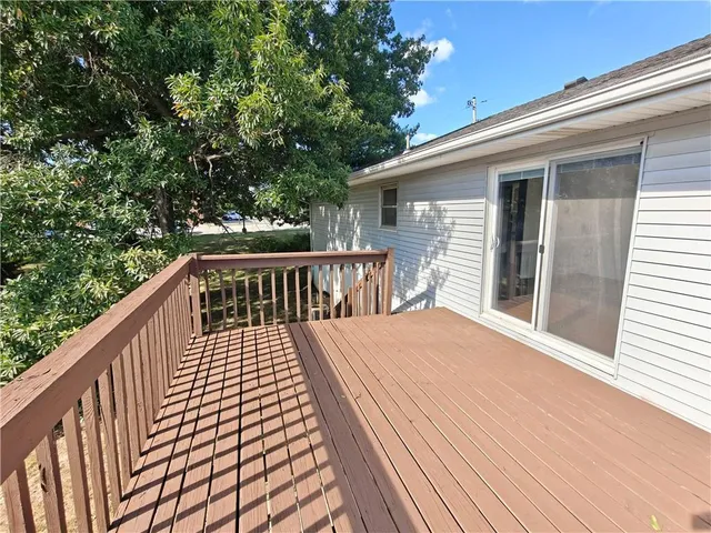 $315,900 | 7108 North Broadway, Gladstone, MO 64118