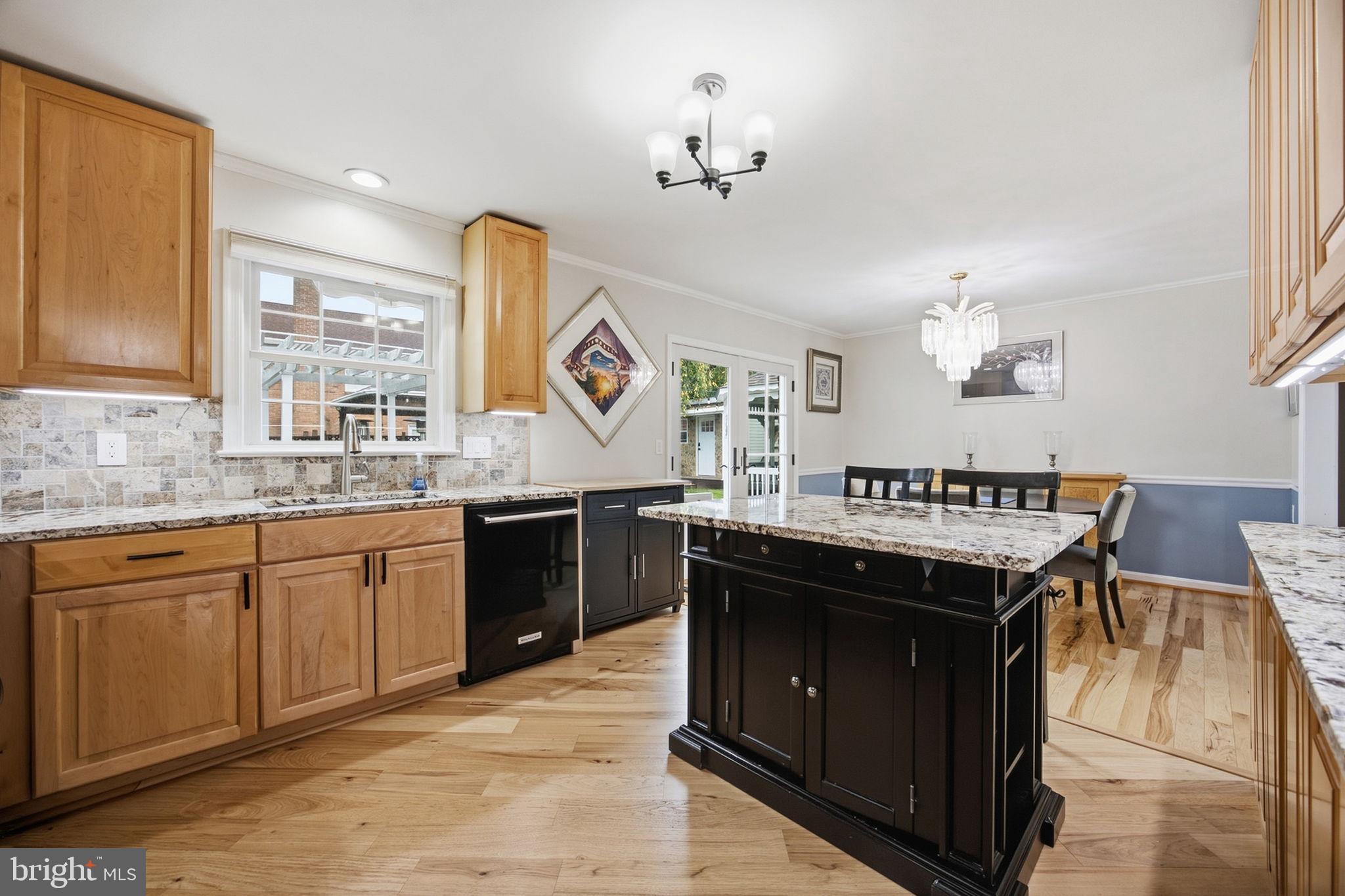 8001 Postoak Road Potomac, MD 20854 - Photo 12 of 57 Gallery Image 12