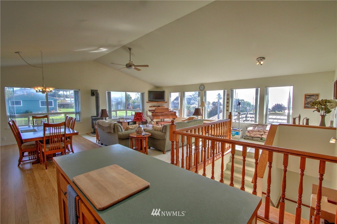 683 South Beach Road Point Roberts, WA 98281 - Photo 6 of 10