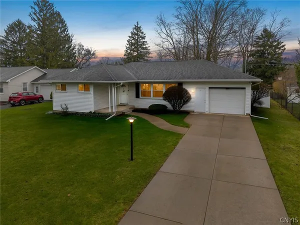 $285,000 | 37 Highland Street, Sennett, NY 13021