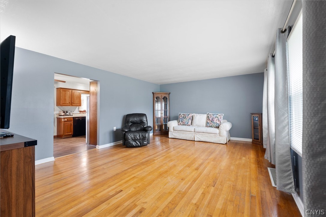 37 Highland Street Sennett, NY 13021 - Photo 10 of 49