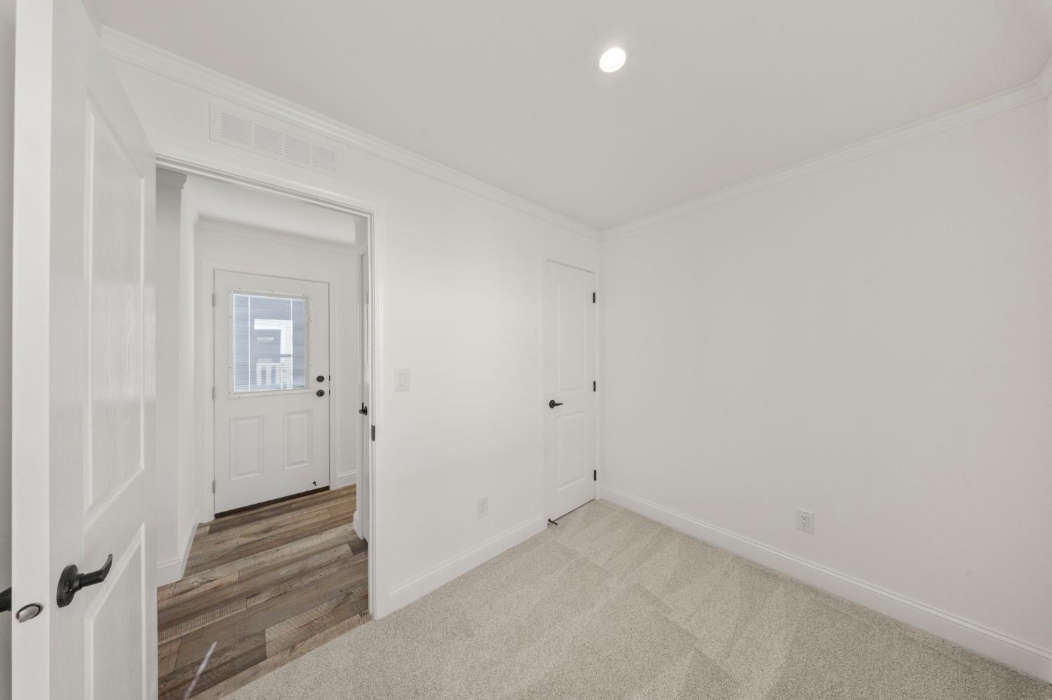 2030 East Grayson Road, Unit 42 Ceres, CA 95307 - Photo 13 of 22 Gallery Image 13
