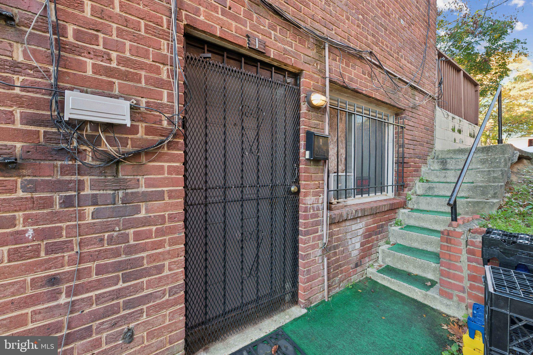 339 54th Street Northeast Washington, DC 20019 - Photo 8 of 25