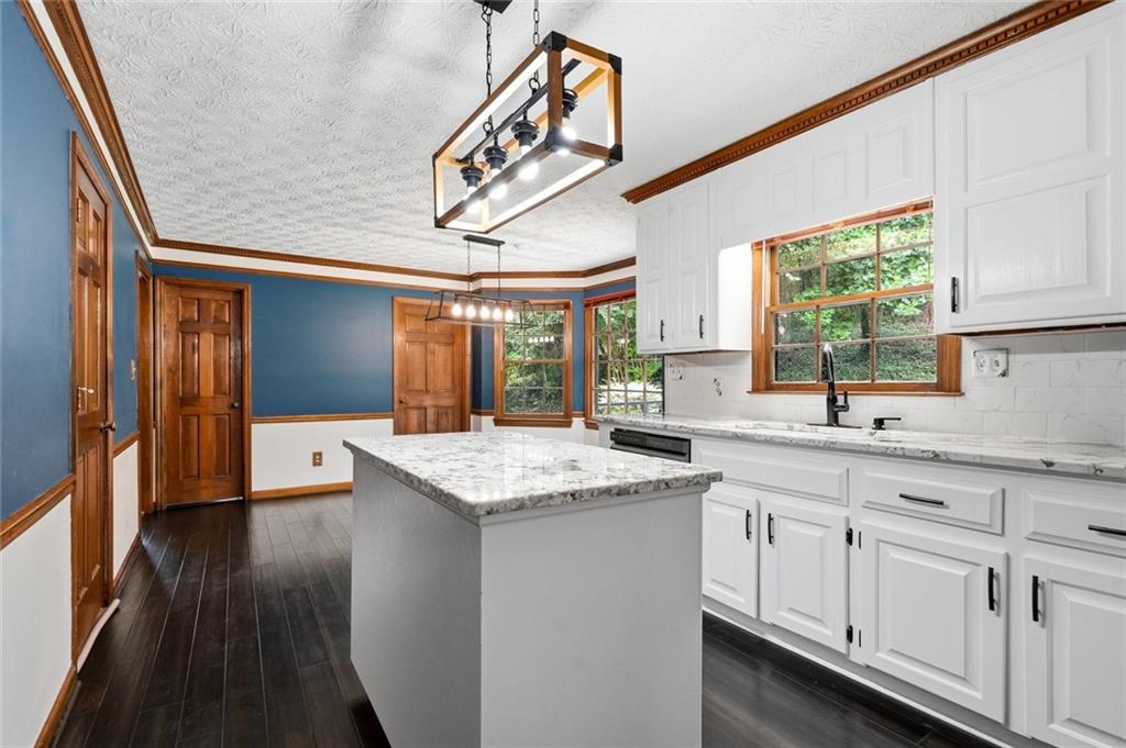 10870 Shallowford Road Roswell, GA 30075 - Photo 15 of 50 Gallery Image 15