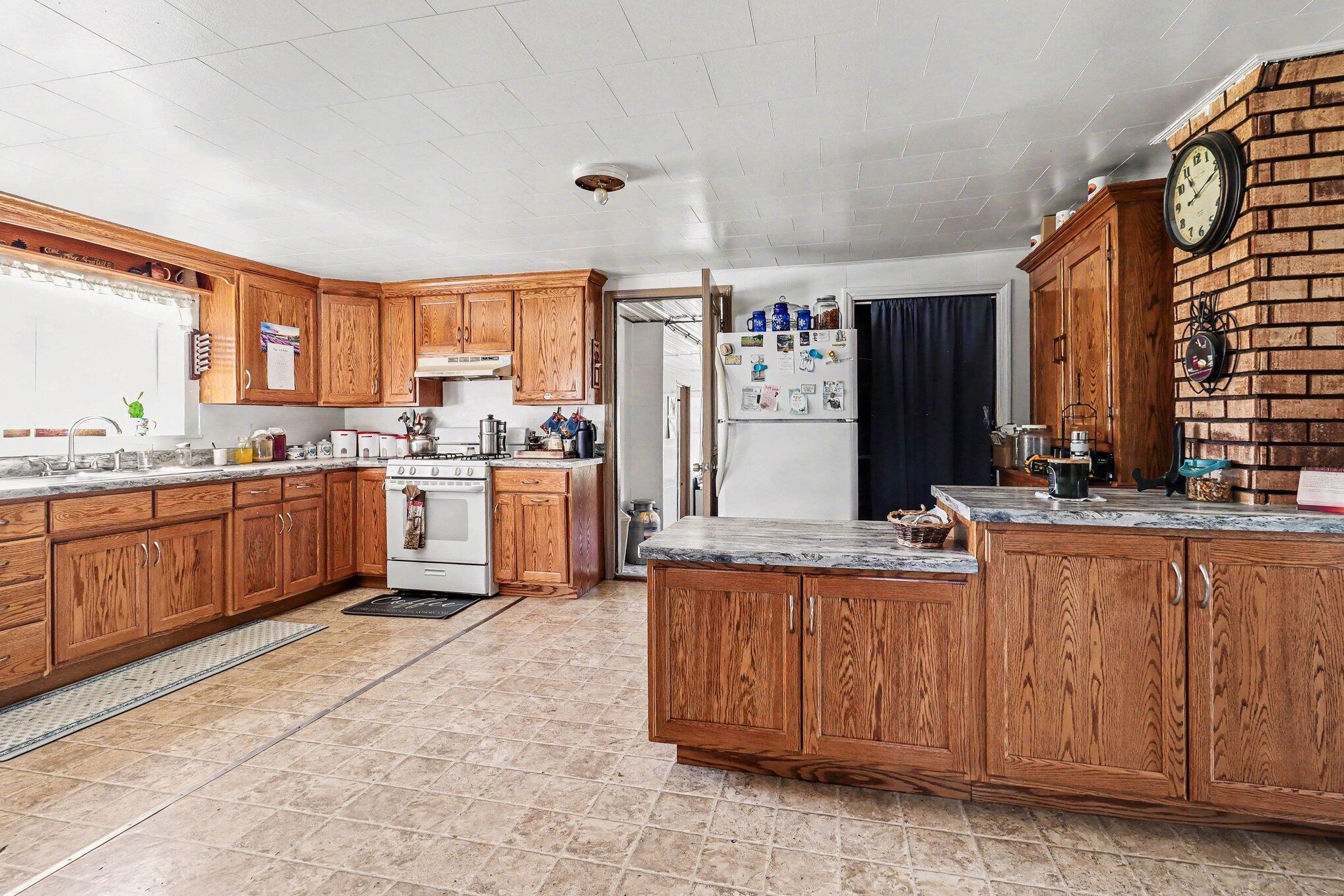 17463 Sunrise Lake Road Leroy, MI 49655 - Photo 11 of 62 011_file_4135