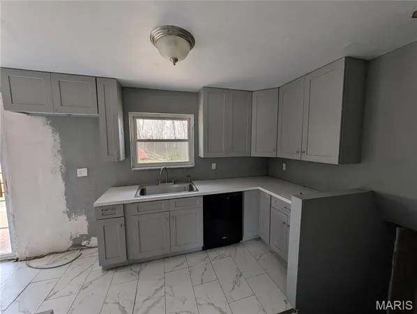 $174,900 | 5304 Oakcrest Drive, Imperial, MO 63052