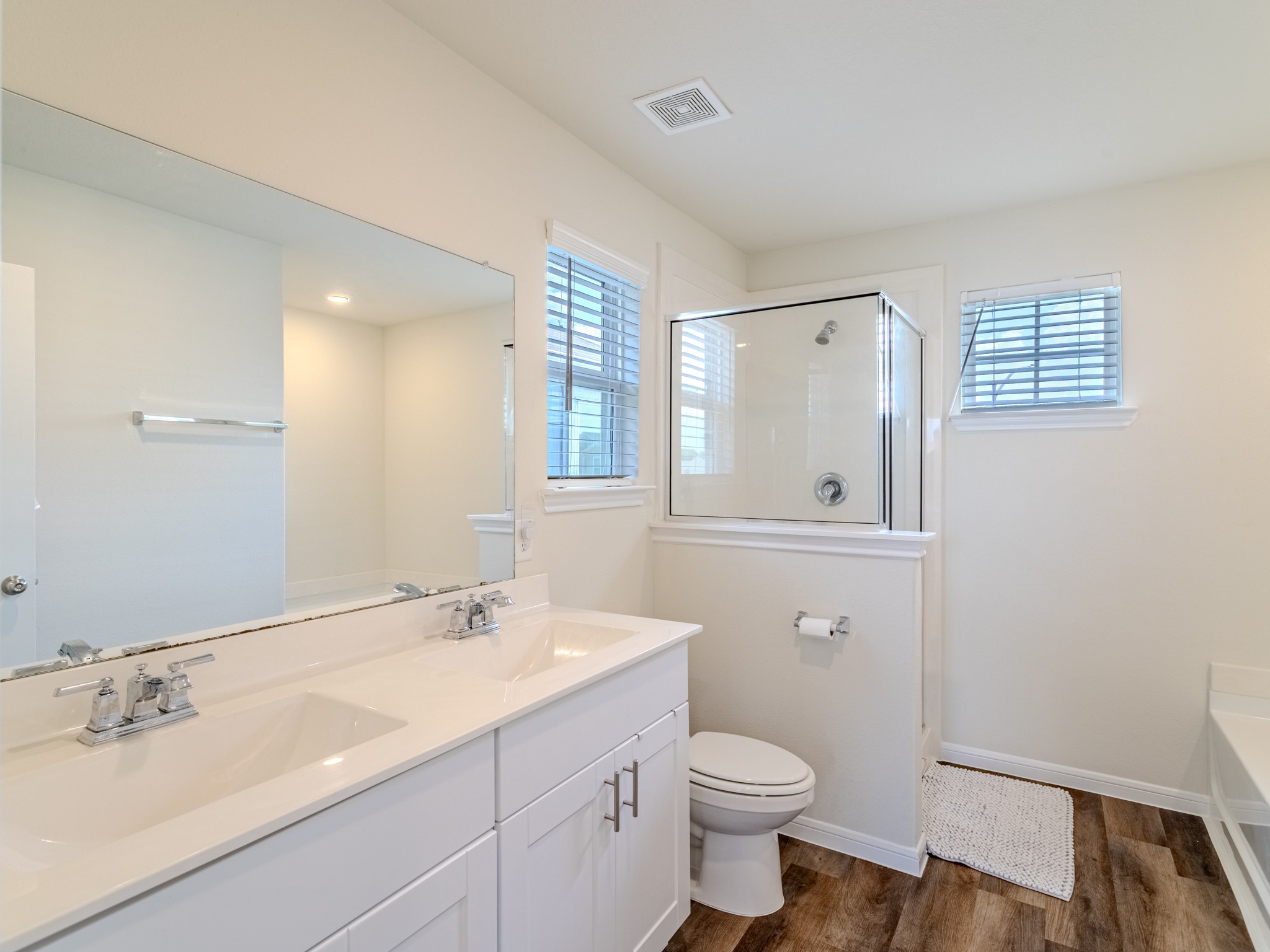 4406 Rushing Ridge Court Houston, TX 77069 - Photo 20 of 37 Primary en suite