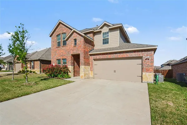 $2,900 | 1613 Grand Villa Street, Princeton, TX 75407
