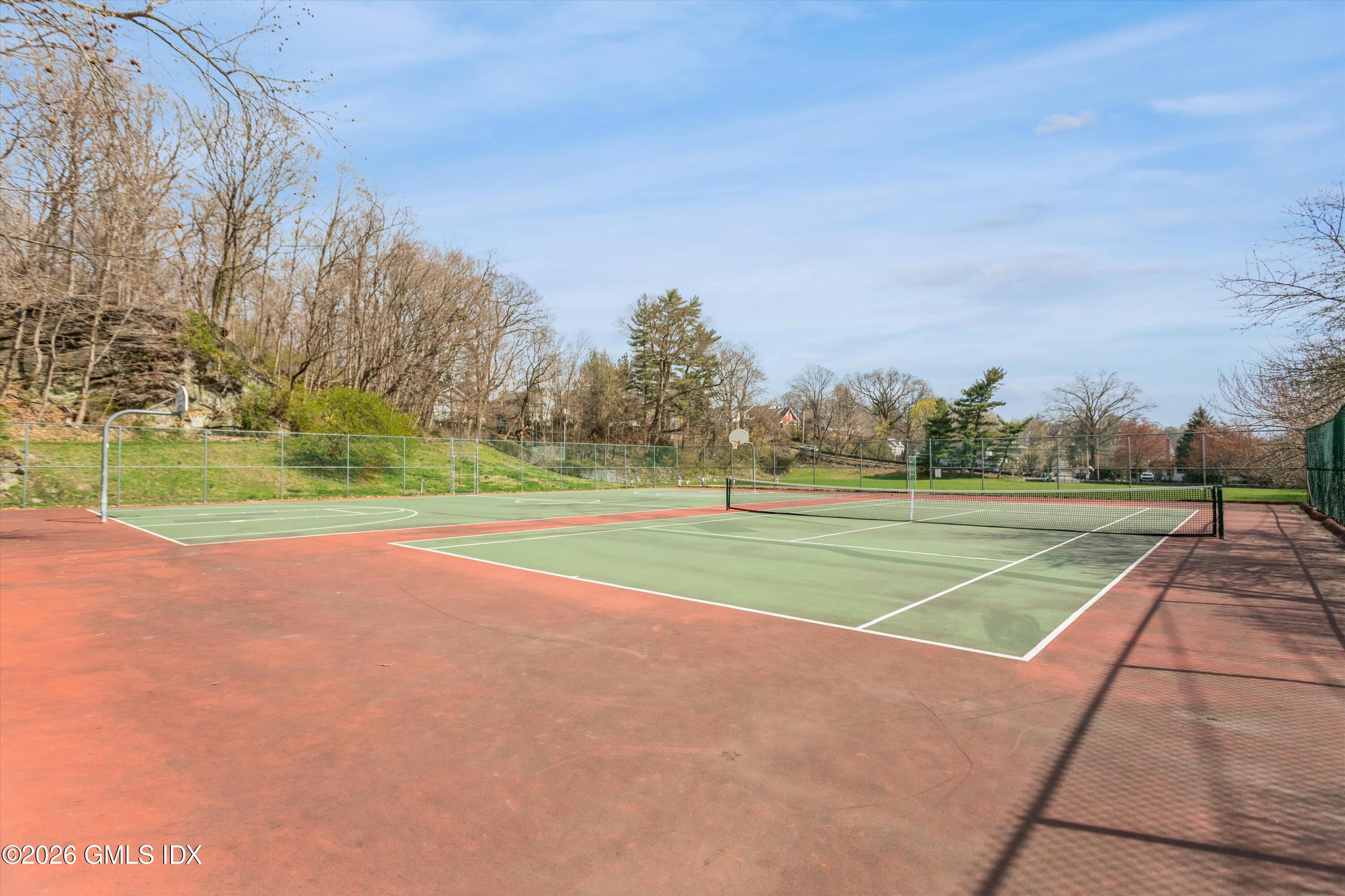 81 Pemberwick Road, Unit A Greenwich, CT 06831 - Photo 19 of 19 Penberwick Park Tennis Courts