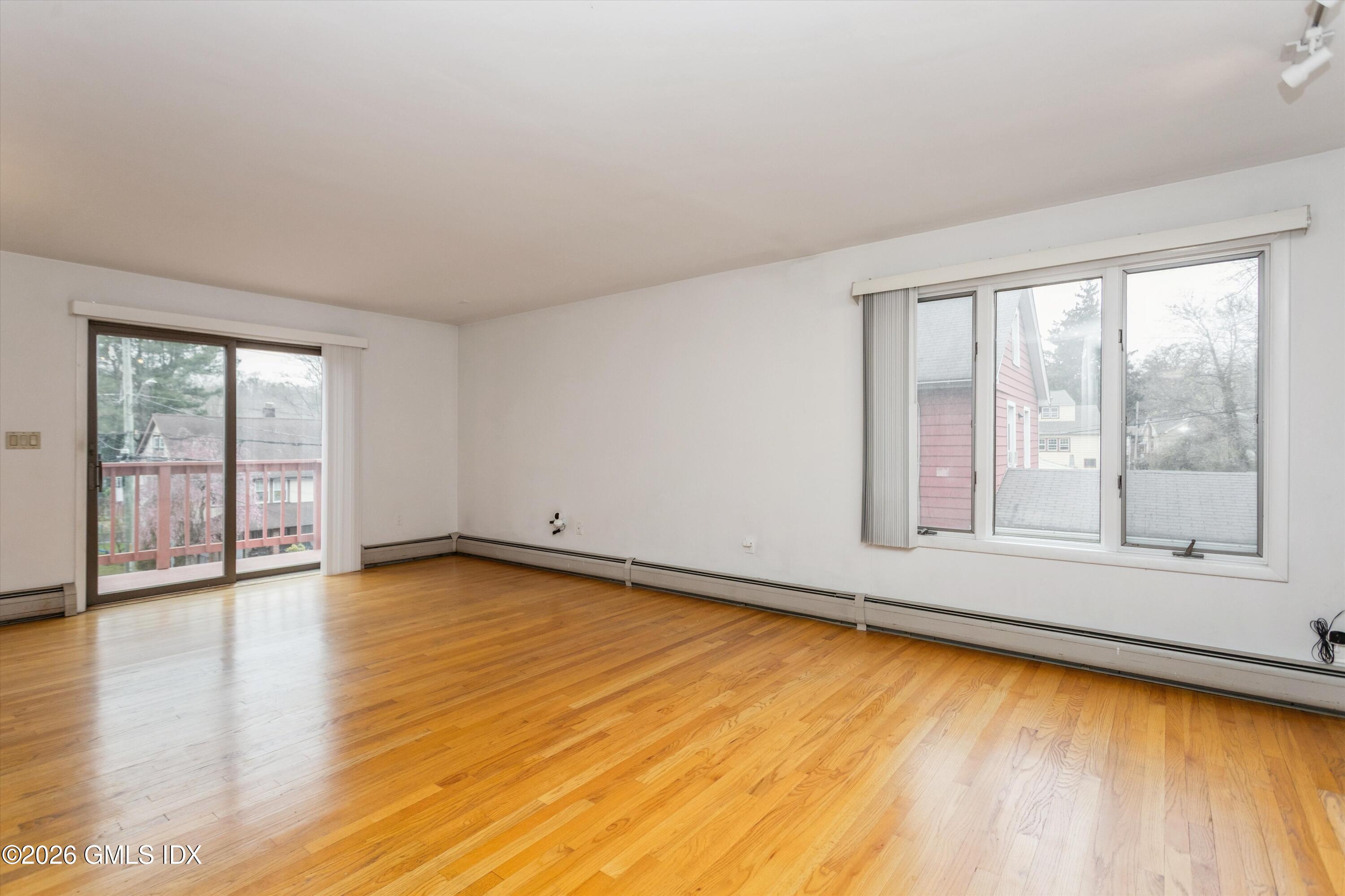 81 Pemberwick Road, Unit A Greenwich, CT 06831 - Photo 4 of 19 Large Living Room