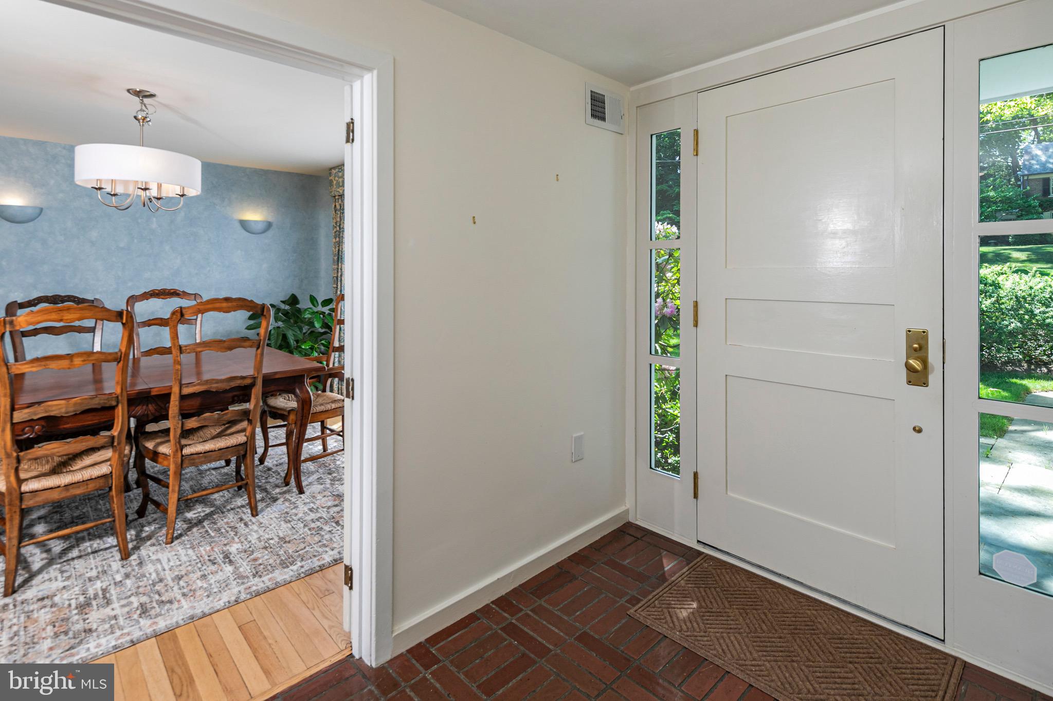 85 Westcott Road Princeton, NJ 08540 - Photo 2 of 34