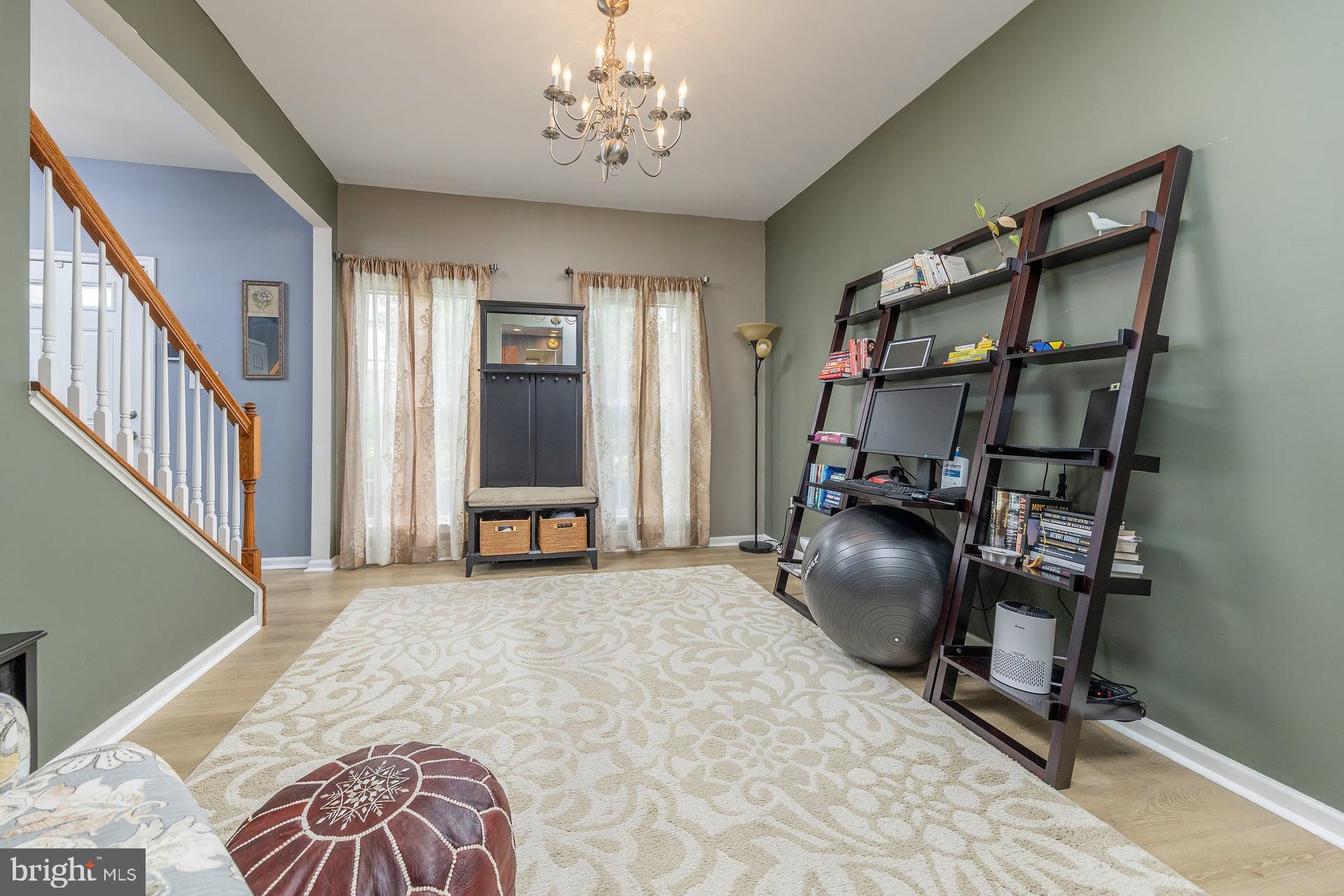 141 Windsor Way Mount Royal, NJ 08061 - Photo 3 of 24