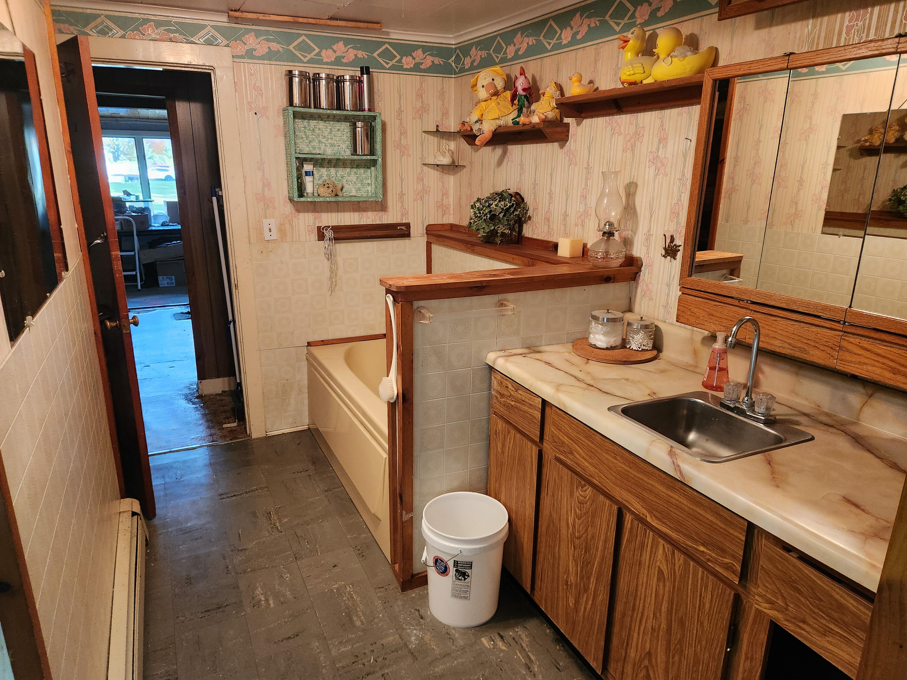 697 Washburn Road Washburn, ME 04786 - Photo 14 of 31 2025-09-26 16.55.19