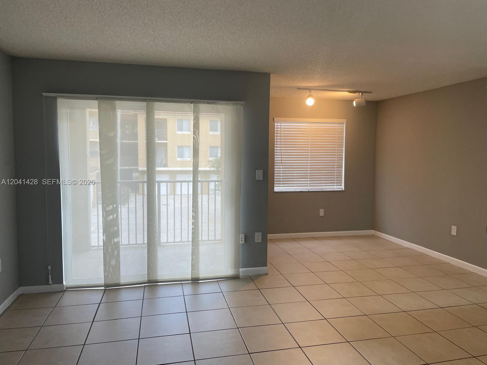 761 North Pine Island Road, Unit 203 Plantation, FL 33324 - Photo 10 of 38
