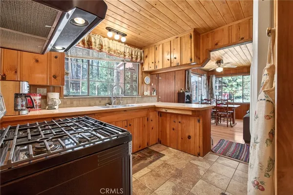 $398,000 | 5806 Victorville Street, Wrightwood, CA 92397