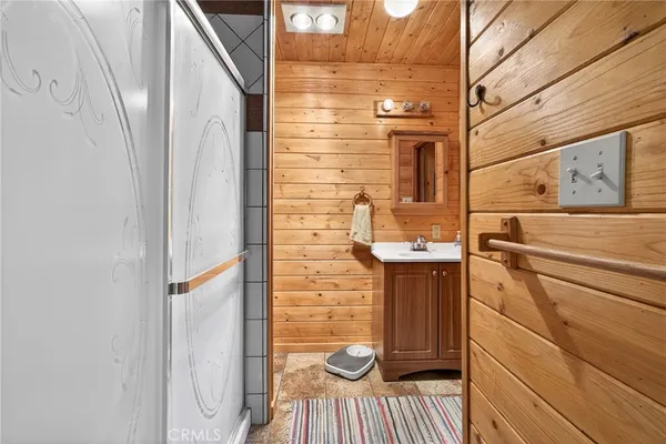 $398,000 | 5806 Victorville Street, Wrightwood, CA 92397