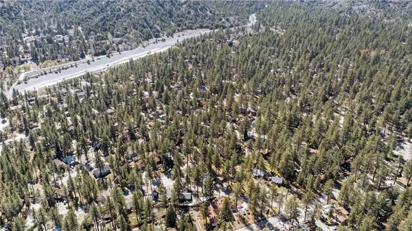 $398,000 | 5806 Victorville Street, Wrightwood, CA 92397