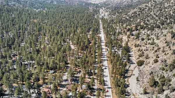 $398,000 | 5806 Victorville Street, Wrightwood, CA 92397