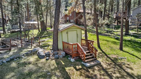 $398,000 | 5806 Victorville Street, Wrightwood, CA 92397