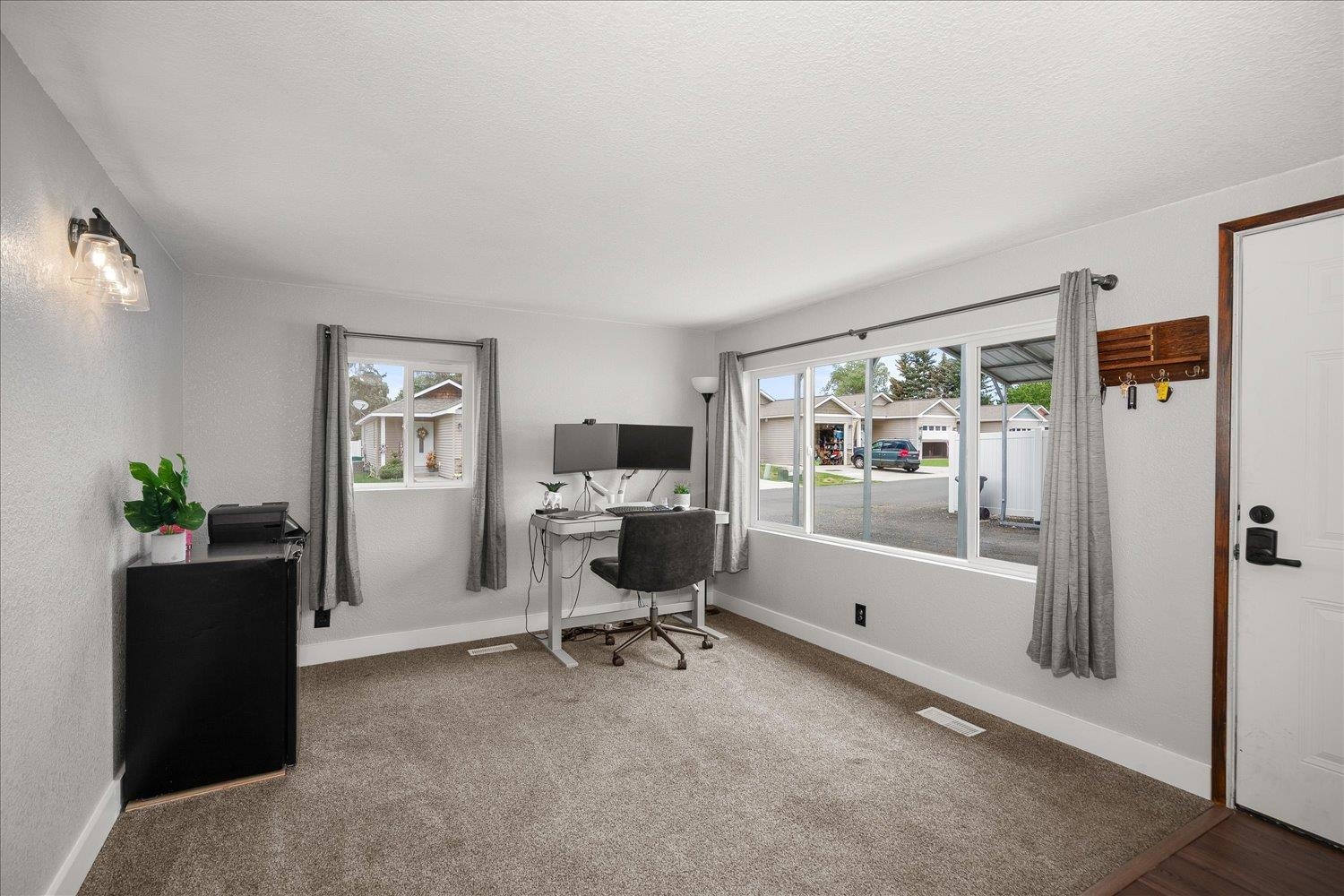 517 South Felts Road Spokane Valley, WA 99206 - Photo 10 of 21