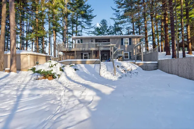 $329,900 | 340 Wood Hills Drive, Concord, MI 49237