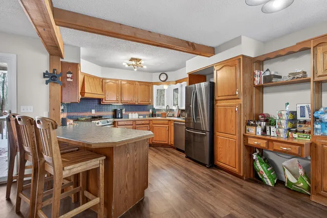 $329,900 | 340 Wood Hills Drive, Concord, MI 49237