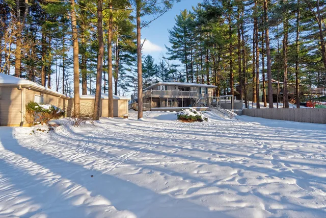 $329,900 | 340 Wood Hills Drive, Concord, MI 49237