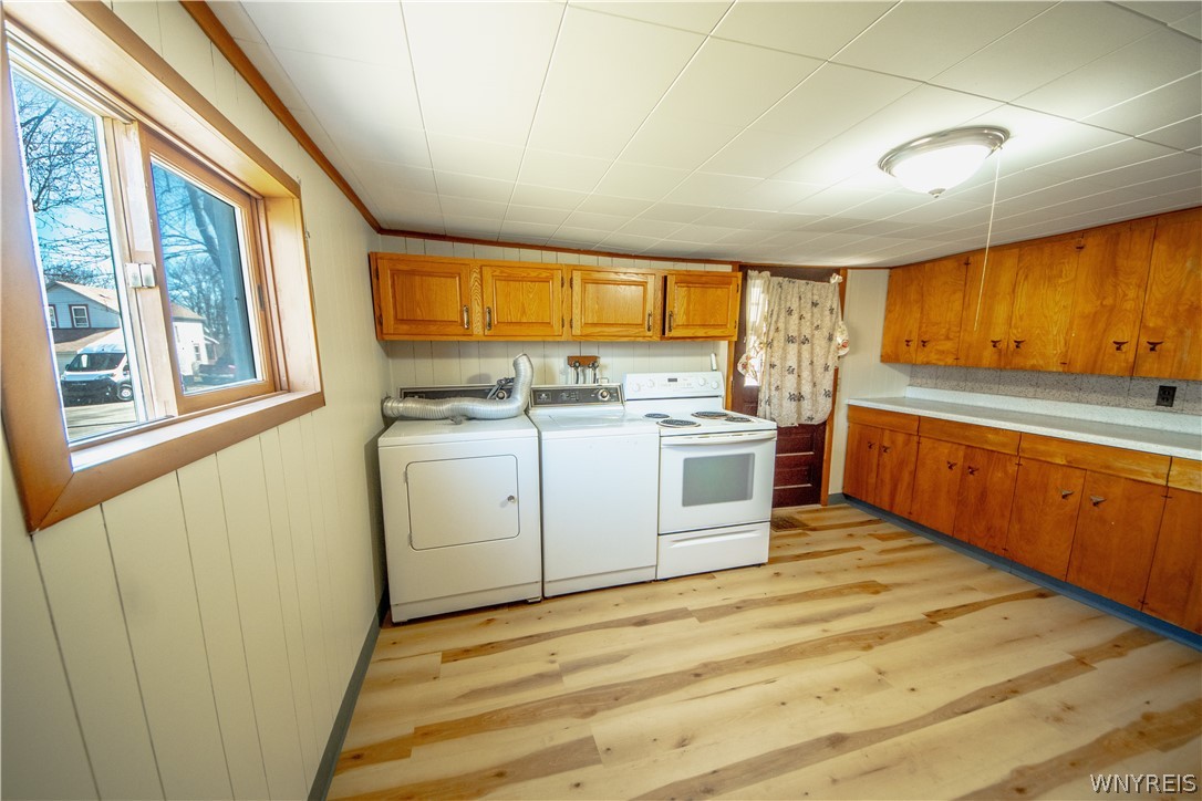 167 Lock Street Lockport, NY 14094 - Photo 16 of 45