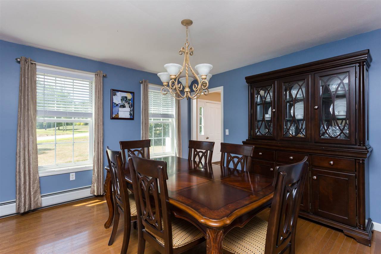156 Winkley Farm Lane Rochester, NH 03867 - Photo 4 of 40
