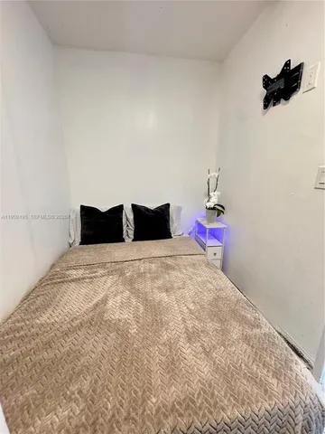 $2,050 | 500 Three Islands Boulevard, Unit 119, Hallandale Beach, FL 33009