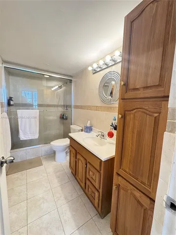 $2,050 | 500 Three Islands Boulevard, Unit 119, Hallandale Beach, FL 33009