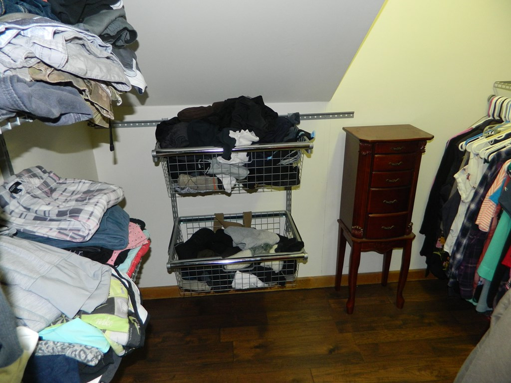 1146 Cumberland Head Road Plattsburgh, NY 12901 - Photo 12 of 25 Gallery Image 12