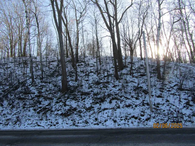 $179,000 | 3100 Heritage Road, Unit 2 3, De Pere, WI 54115