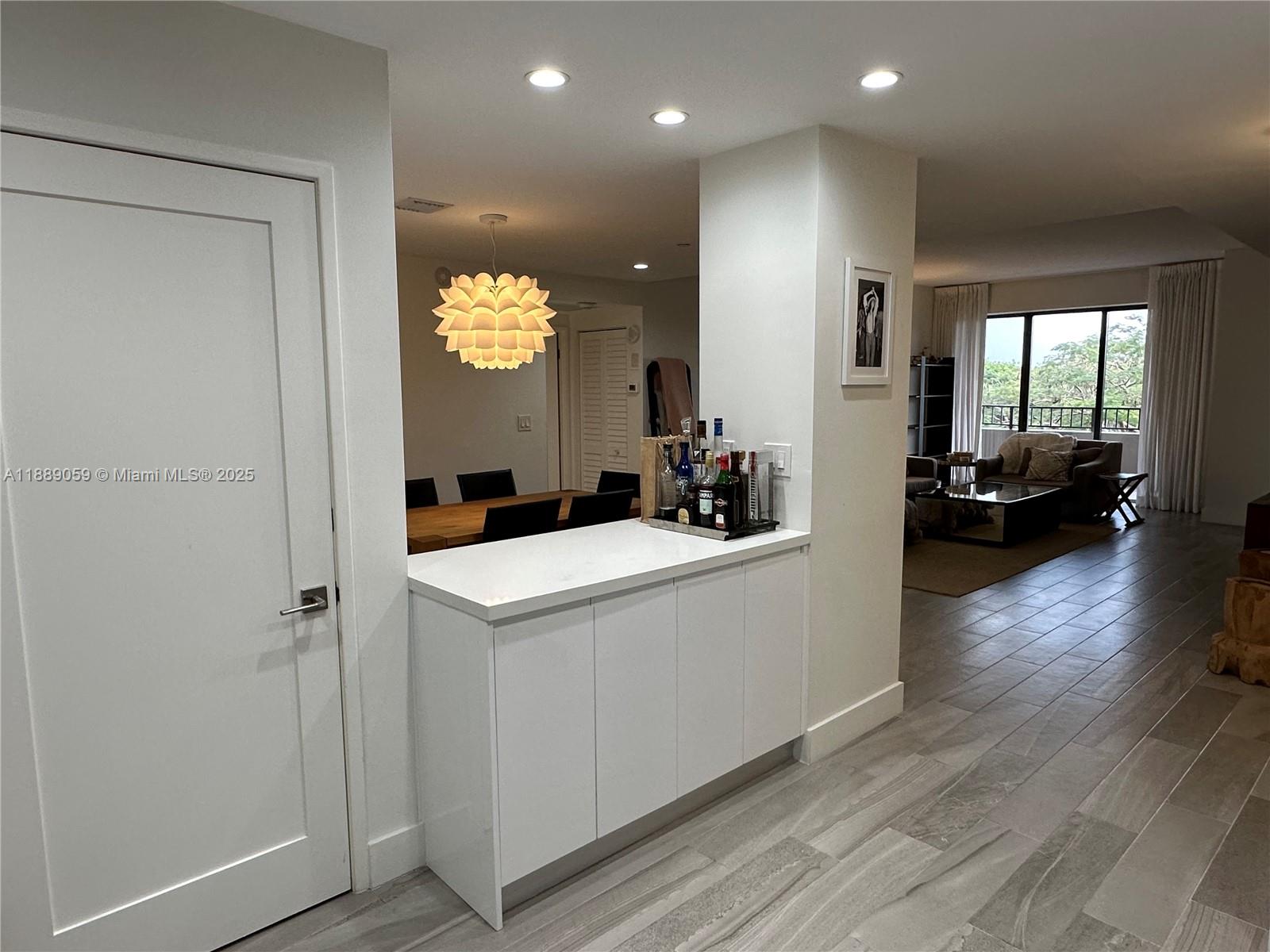 201 Crandon Boulevard, Unit 302 Key Biscayne, FL 33149 - Photo 8 of 12