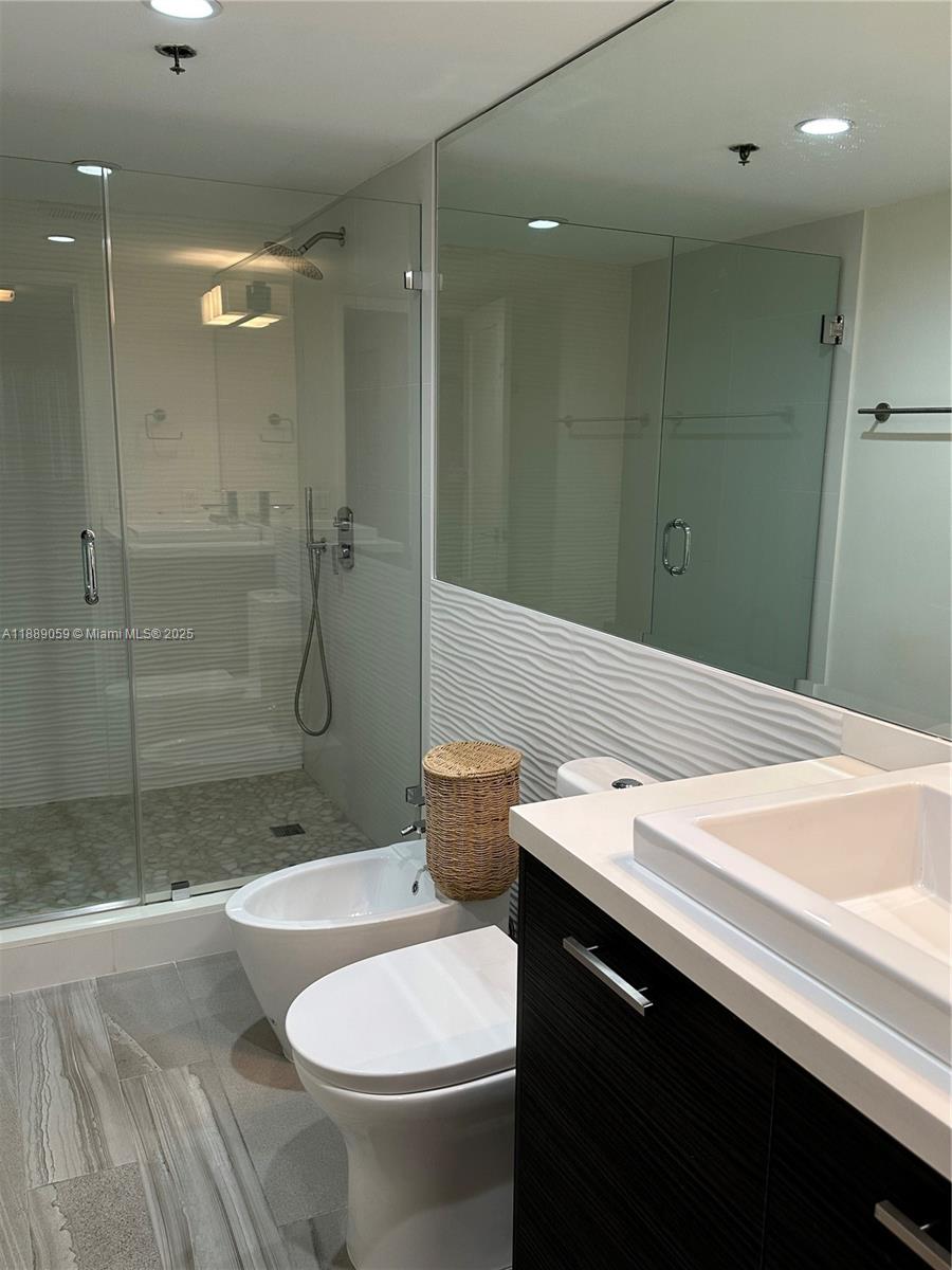 201 Crandon Boulevard, Unit 302 Key Biscayne, FL 33149 - Photo 10 of 12