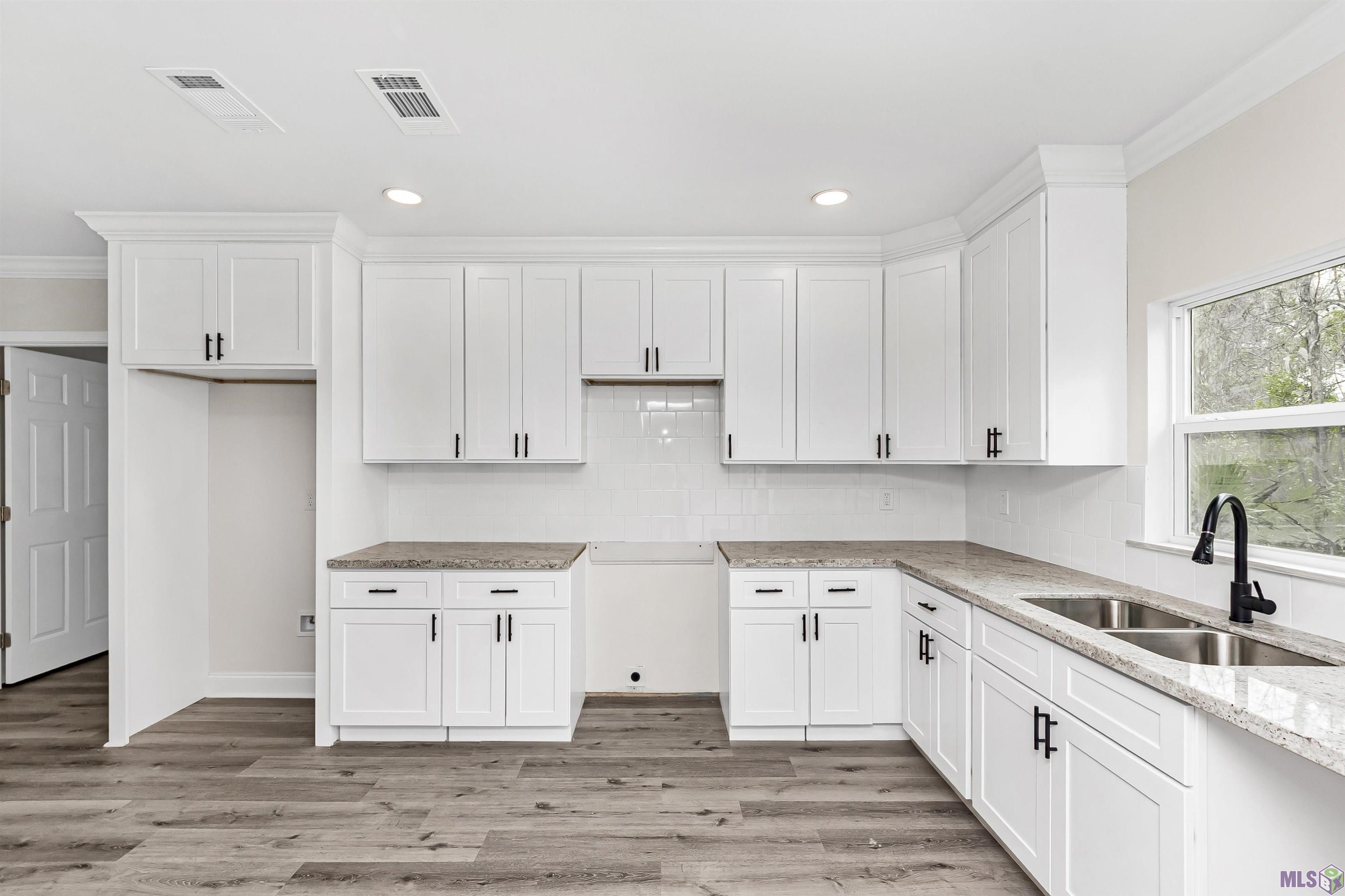 4784 Sycamore Street Baton Rouge, LA 70805 - Photo 6 of 13