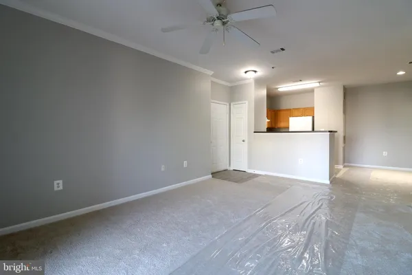 $1,900 | 5117 E Travis Edward Way, Unit 5117E, Centreville, VA 20120