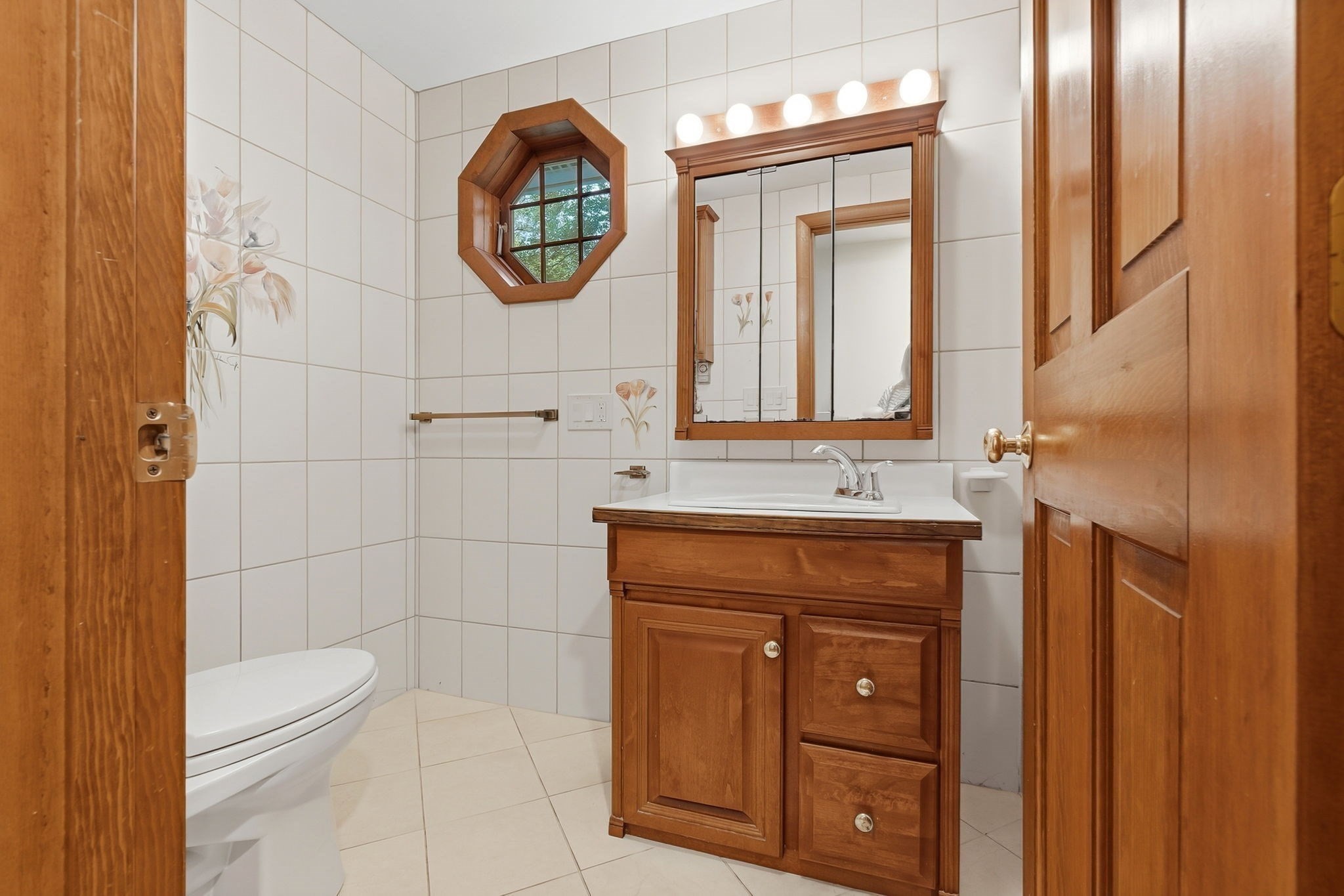 6 Bruce Road Danvers, MA 01923 - Photo 17 of 41 Gallery Image 17