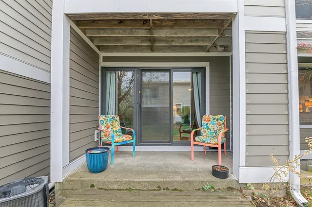 a car parked in front of a house
