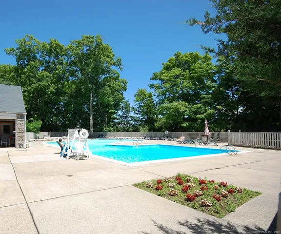 $3,000 | 53 Lawson Lane, Unit 53, Ridgefield, CT 06877