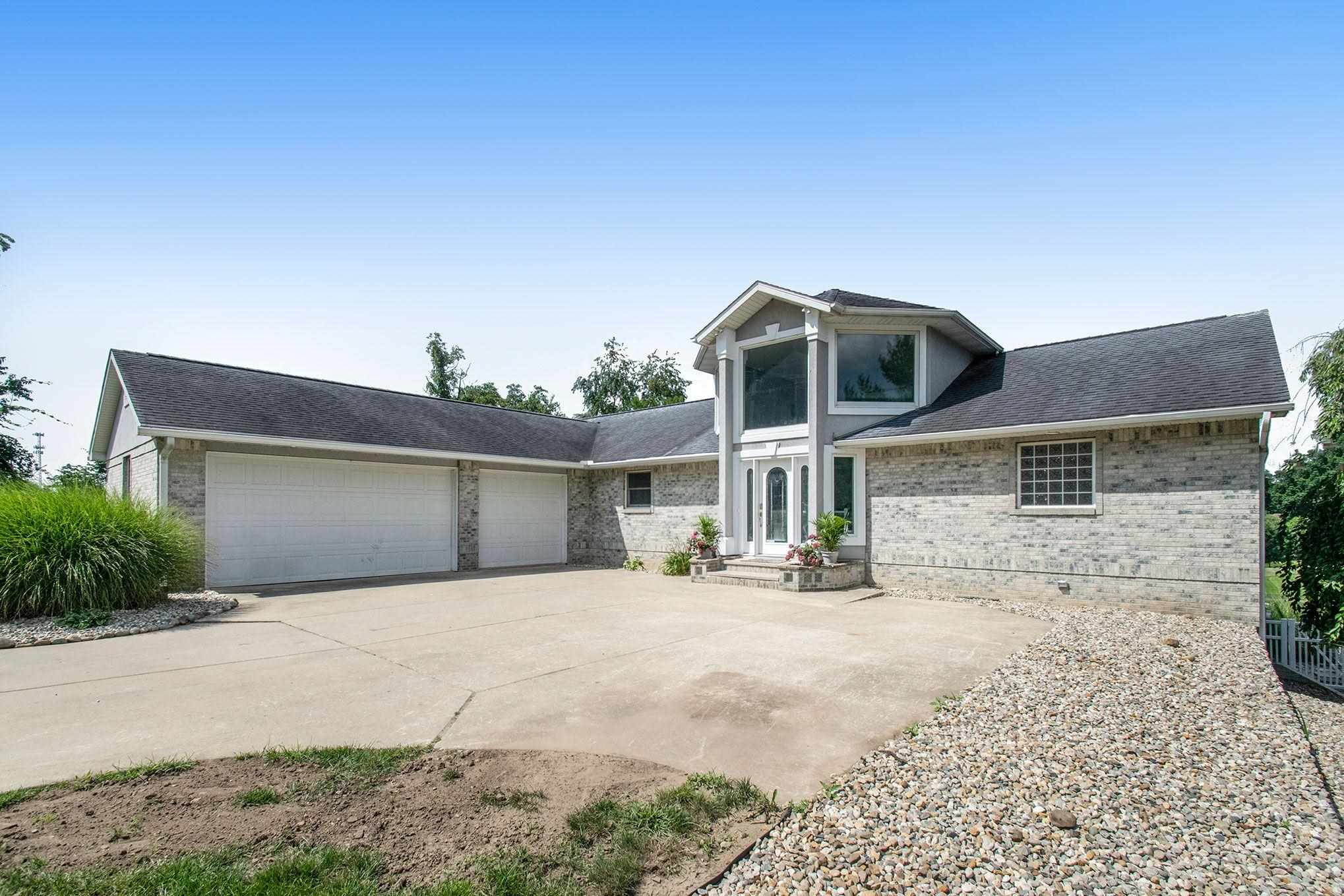 51987 Primrose Road South Bend, IN 46628 - Photo 1 of 22 Gallery Image 1