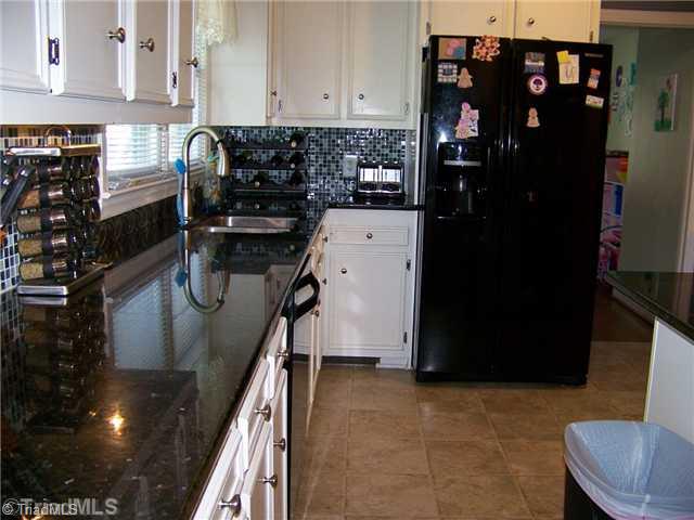 823 Dodson Mill Road Pilot Mountain, NC 27041 - Photo 6 of 16 Kitchen.