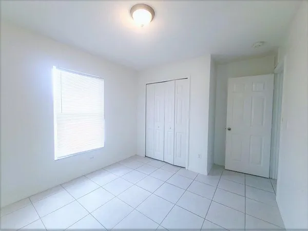 $2,250 | 1632 Southeast Chello Lane, Port St. Lucie, FL 34983