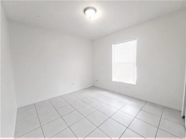 $2,250 | 1632 Southeast Chello Lane, Port St. Lucie, FL 34983