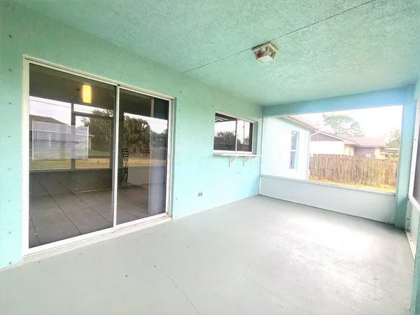 $2,250 | 1632 Southeast Chello Lane, Port St. Lucie, FL 34983