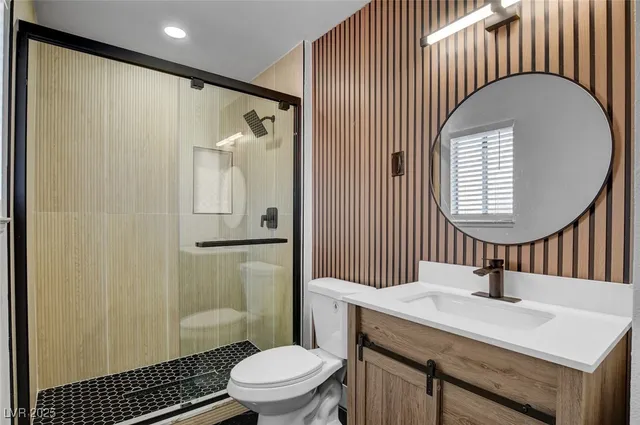 $1,995 | 4012 North Mira Lane, Las Vegas, NV 89108