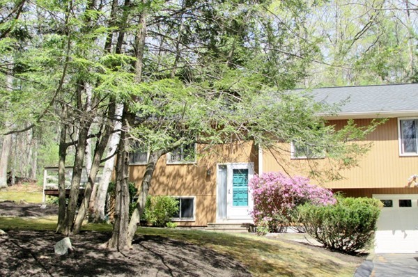 21 Stowe Road Grafton, MA 01519 - Photo 29 of 30 Gallery Image 29