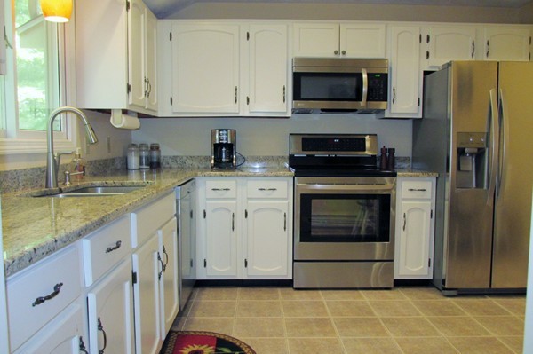 21 Stowe Road Grafton, MA 01519 - Photo 6 of 30 Gallery Image 6