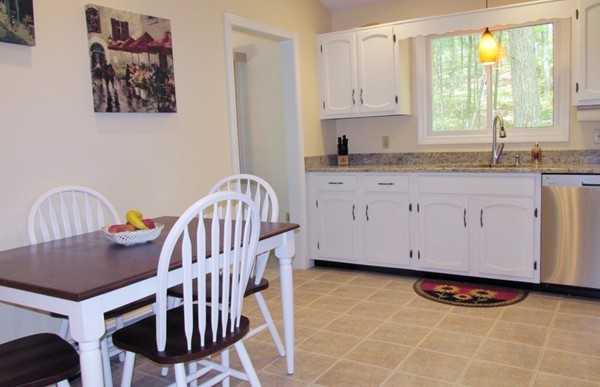 21 Stowe Road Grafton, MA 01519 - Photo 8 of 30 Gallery Image 8